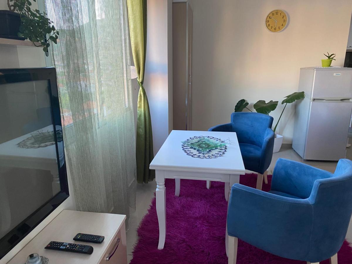 Guest'S Apartament 포그라데츠 외부 사진
