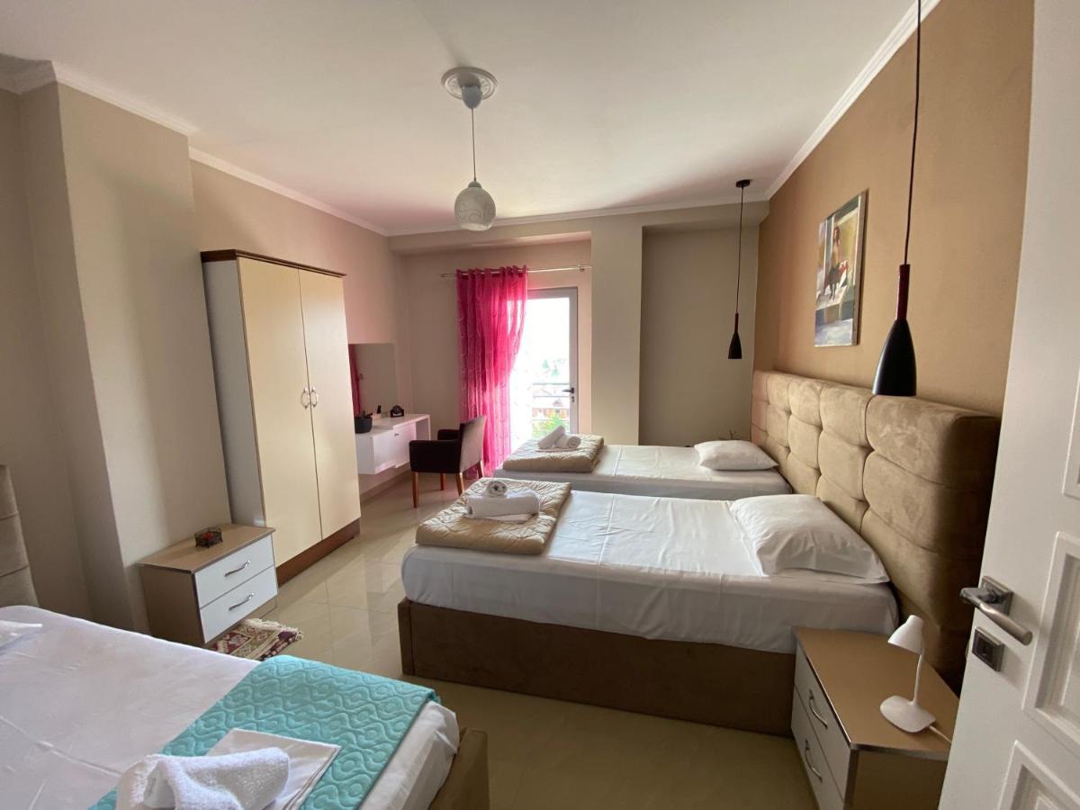 Guest'S Apartament 포그라데츠 외부 사진