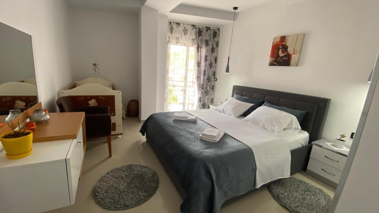 Guest'S Apartament 포그라데츠 외부 사진