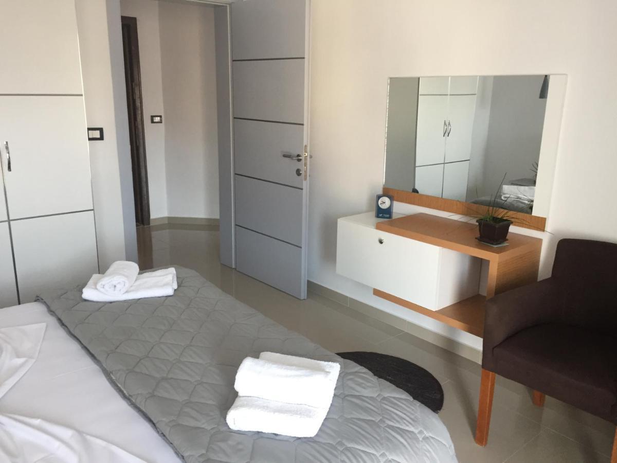 Guest'S Apartament 포그라데츠 외부 사진